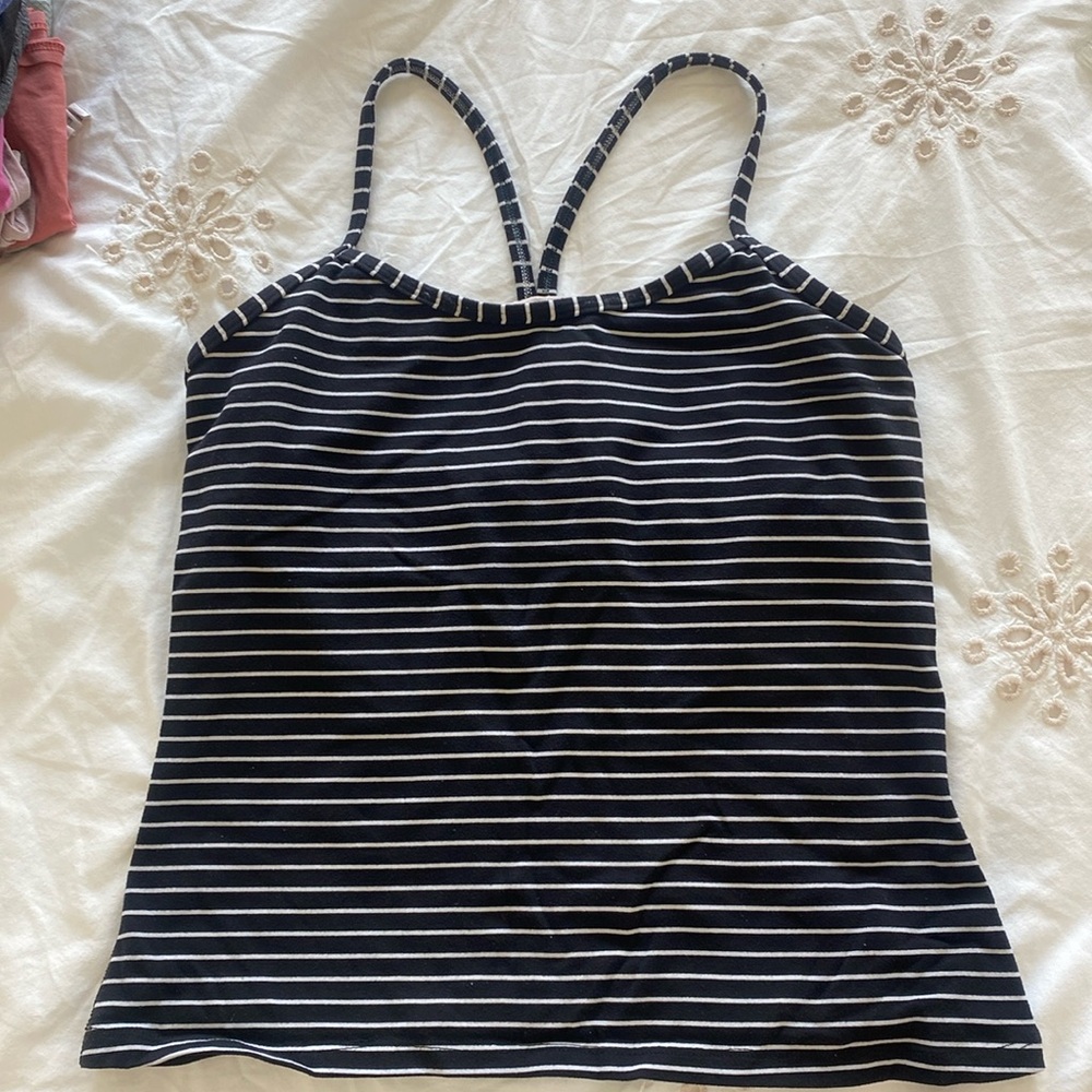 Lululemon power Y tank